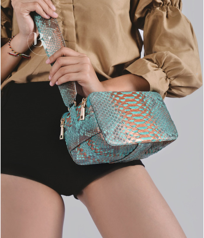 Chia Genuine python leather bag in multicolor5